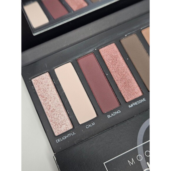 Younique Moodstruck Addiction Palette #6 New in box - Picture 3 of 6